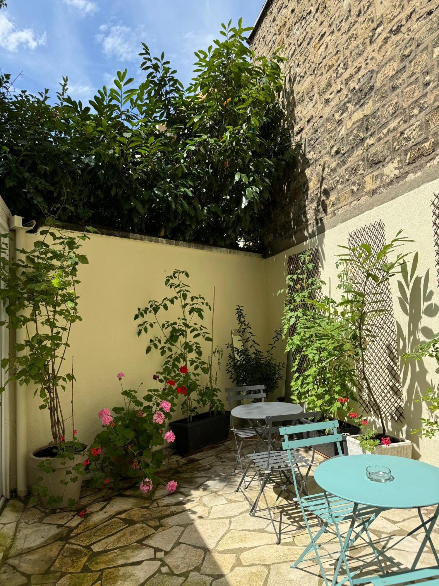 Hipotel Lilas Gambetta Paris Eksteriør bilde