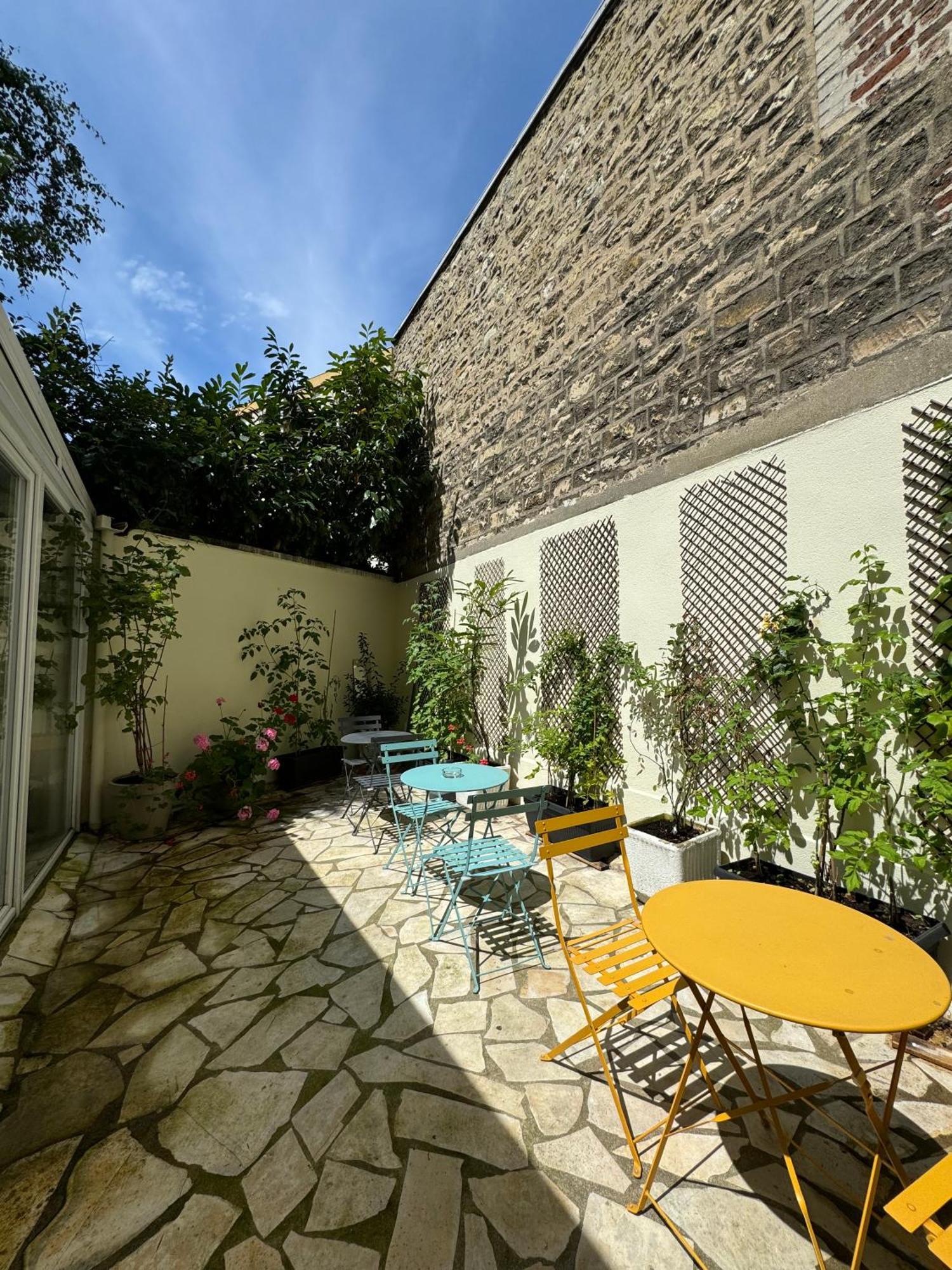 Hipotel Lilas Gambetta Paris Eksteriør bilde