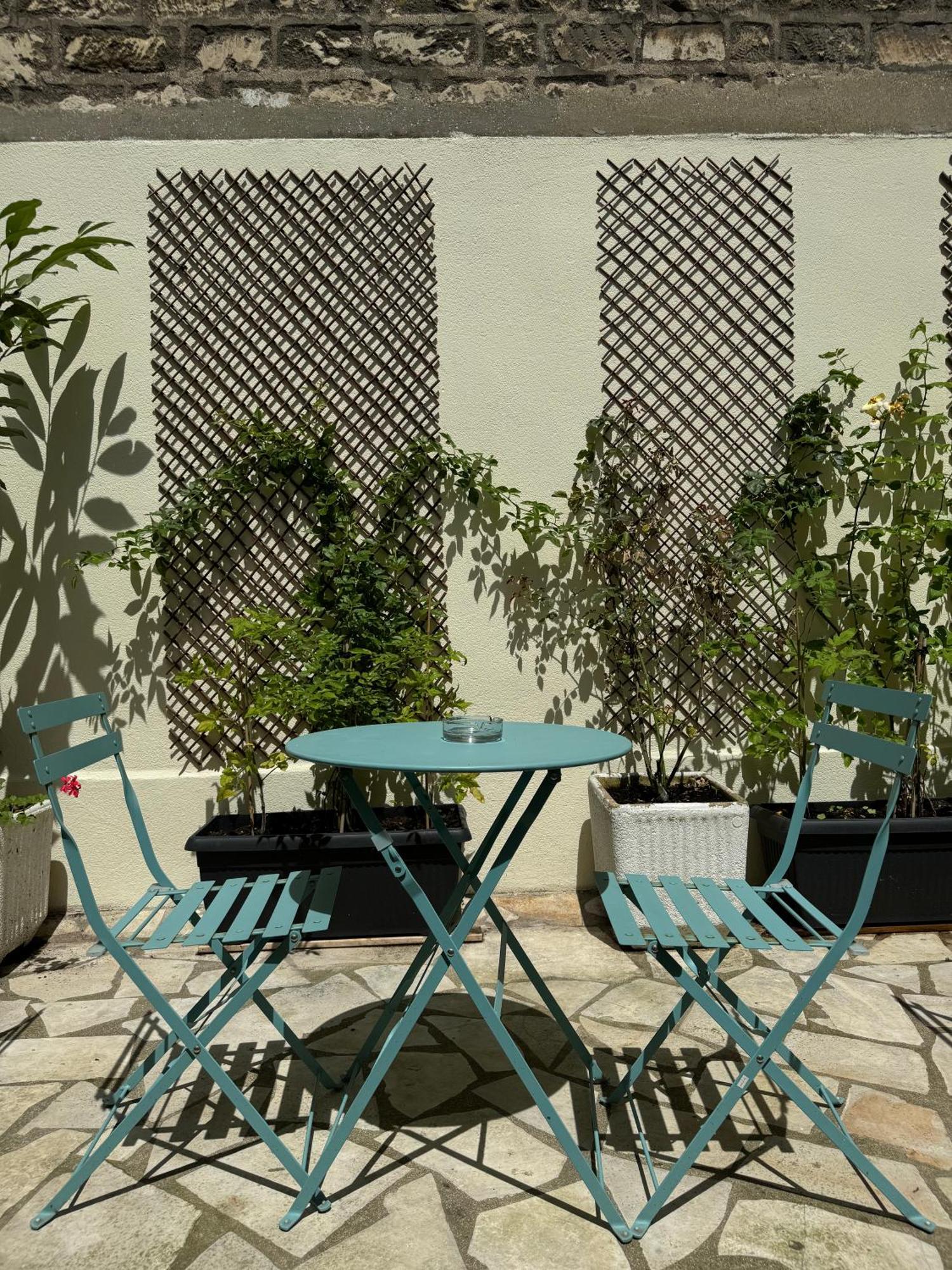 Hipotel Lilas Gambetta Paris Eksteriør bilde